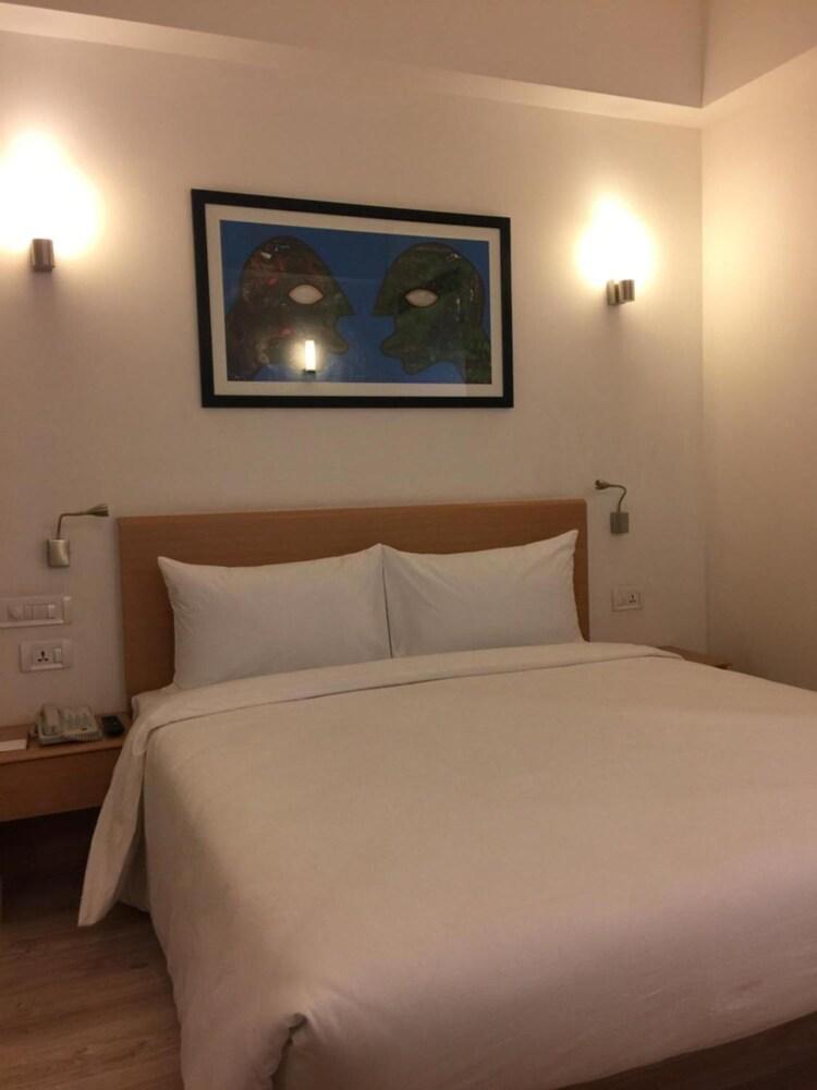 Red Fox By Lemon Tree Hotels, Sector 60, Gurugram Gurgaon Luaran gambar